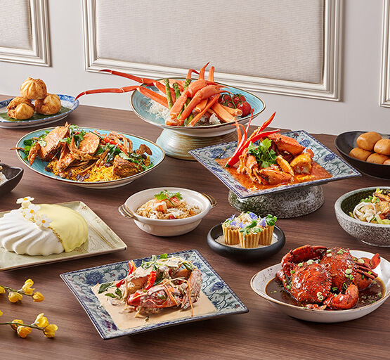 TOWN RESTAURANT, THE FULLERTON HOTEL SINGAPORE*